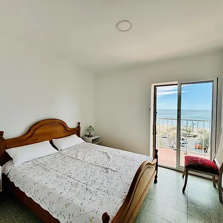 Solimar Palm Santa Margarita. En Primera Línea De Mar En - Es-258-165 Rosas